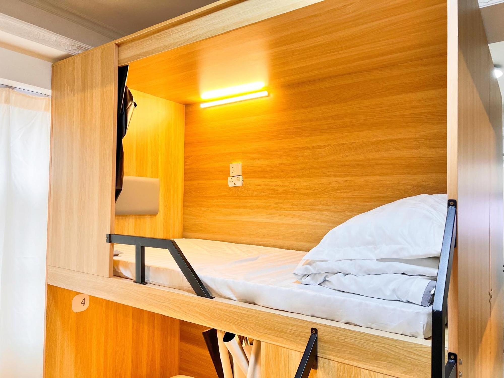 Waveflo Hostel 浪花青旅 Hongkong Exterior foto