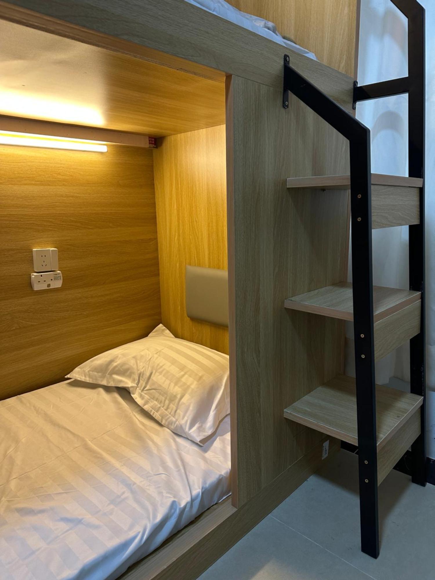 Waveflo Hostel 浪花青旅 Hongkong Exterior foto